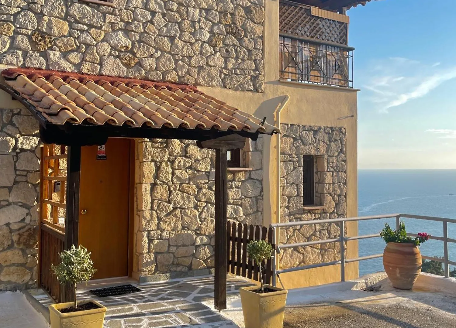 Villa Sunrise Agia Paraskevi